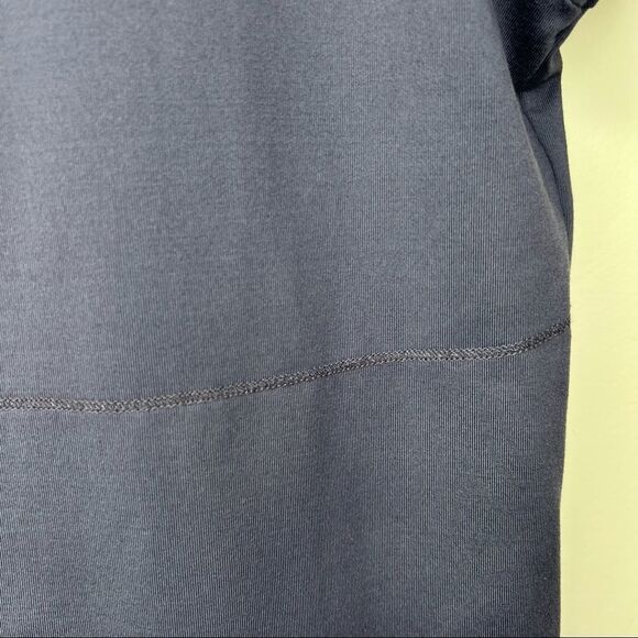 Ellen Tracy Activewear Tummy Slimming Tshirt - Picture 4 of 8